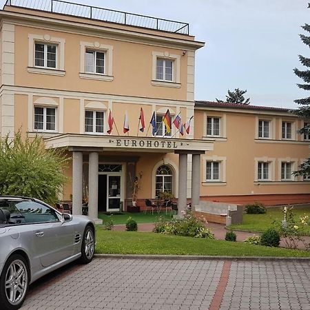 קרלובי וארי Eurohotel מראה חיצוני תמונה