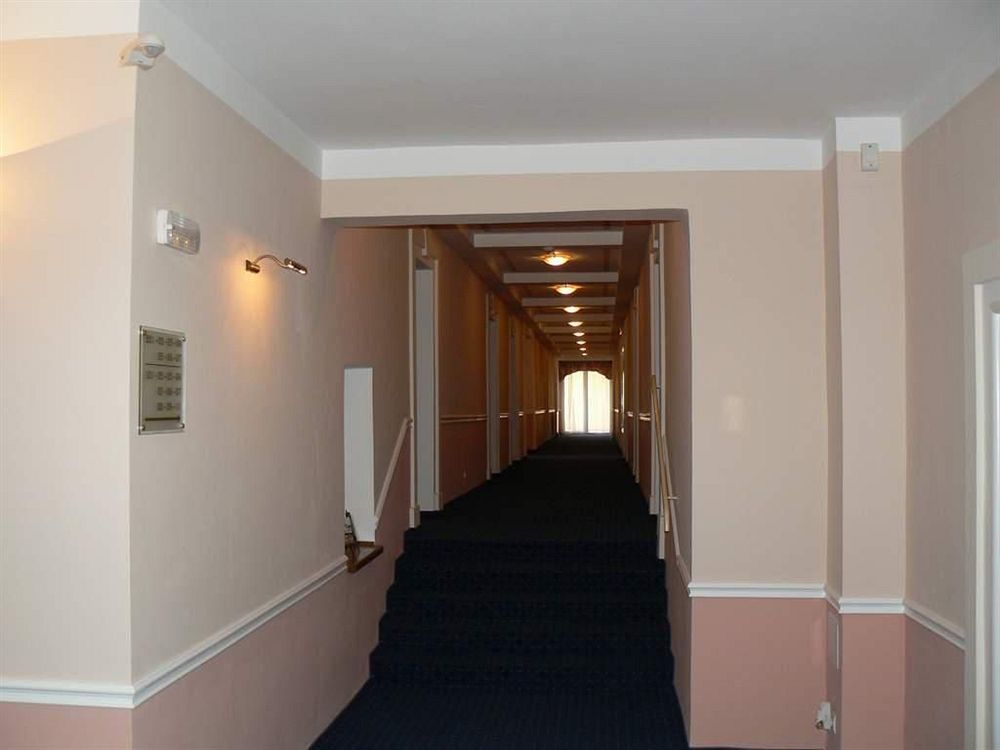 קרלובי וארי Eurohotel מראה חיצוני תמונה
