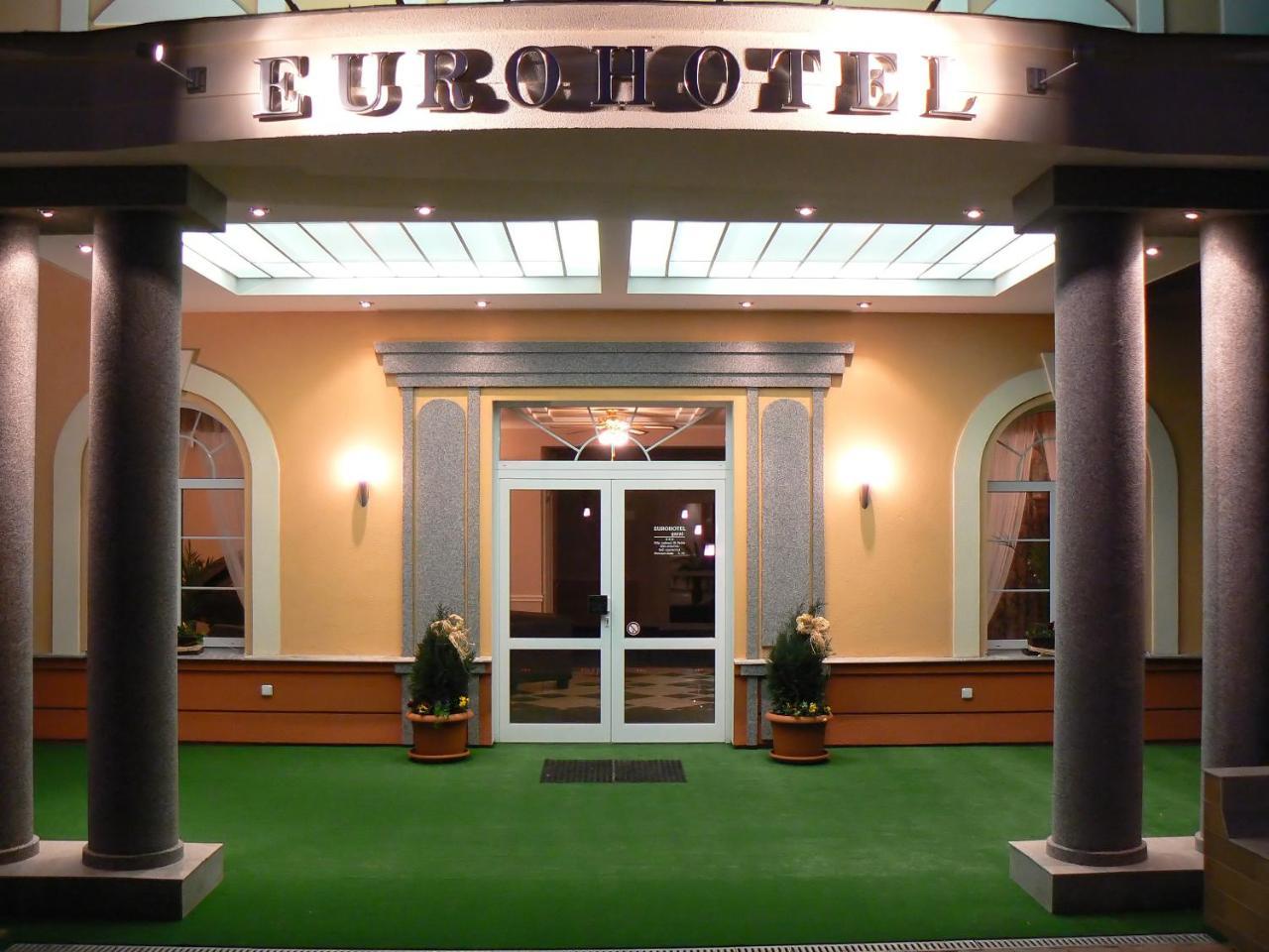 קרלובי וארי Eurohotel מראה חיצוני תמונה