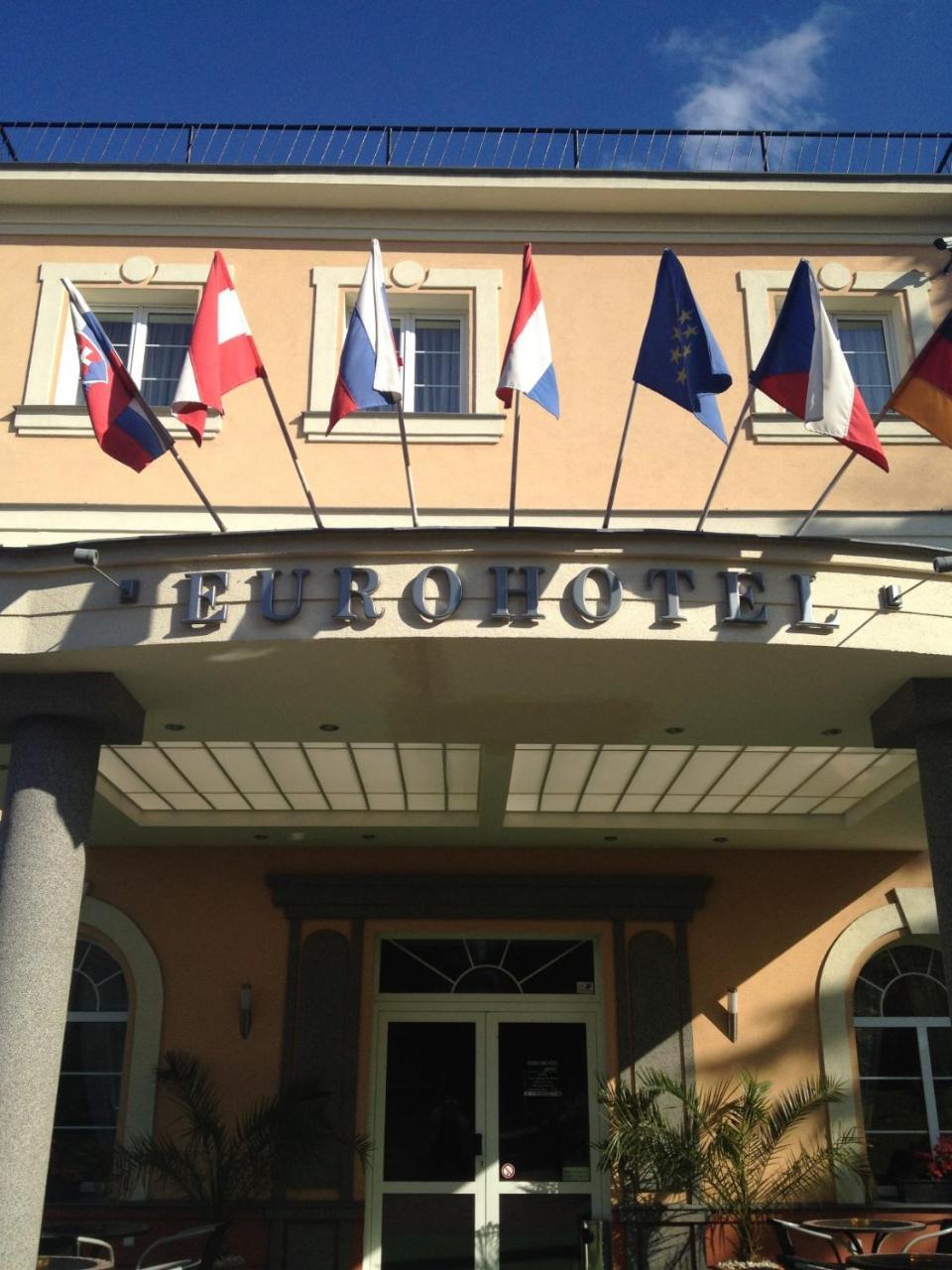 קרלובי וארי Eurohotel מראה חיצוני תמונה